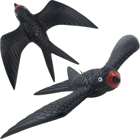 IM033 Schwalbe im Flug – dekorativer Vogelschreck für Balkon, Terrasse und Garten