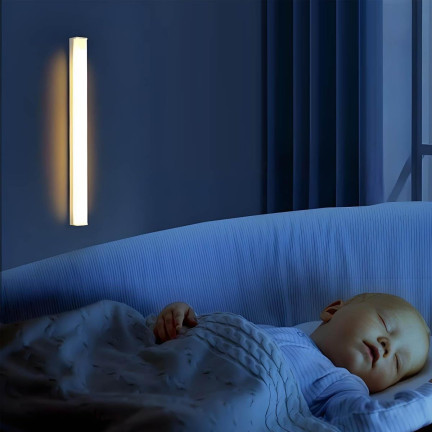 Selbstklebende Lampe mit Bewegungsmelder, Unterbauleuchte, für Schränke und Kleiderschränke, weiß, 1 Stück