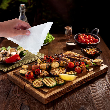 ARP7621, 200er-Pack Servietten, weiße Gastronomieservietten mit gezacktem Rand