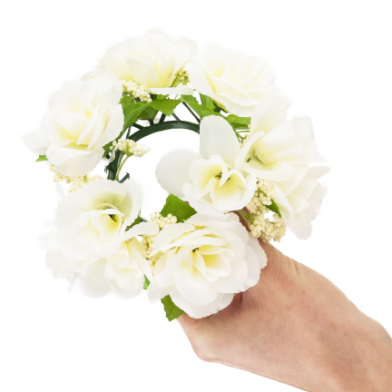 Dekorativer Rosenkranz, Rosen im Kranz, Frühlingsdekoration, Ostern
