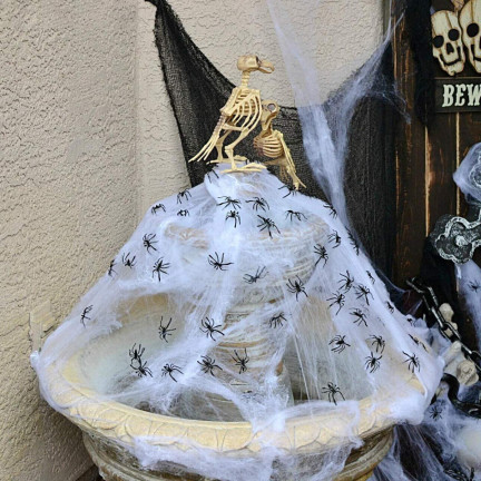 HL17 KÜNSTLICHES SPINNENNETZ 4 SPINNEN HALLOWEEN DEKORATION