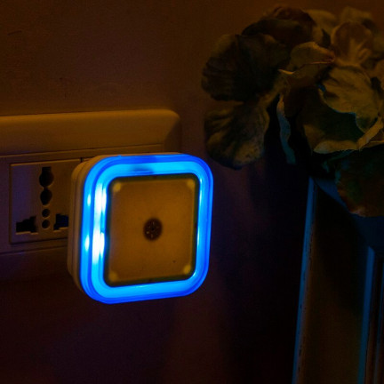 TG60146 NACHTTISCHLAMPE