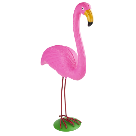 Gartenfigur, Dekoration für den Garten, wie ein lebender Flamingo, der da steht 