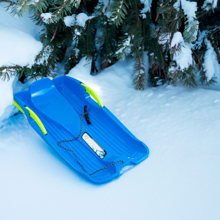 ISRHOR-3005U SCHLEUDER MIT BREMSE BLAUER KUNSTSTOFF MIT GRIFF UND STRING für den Winter