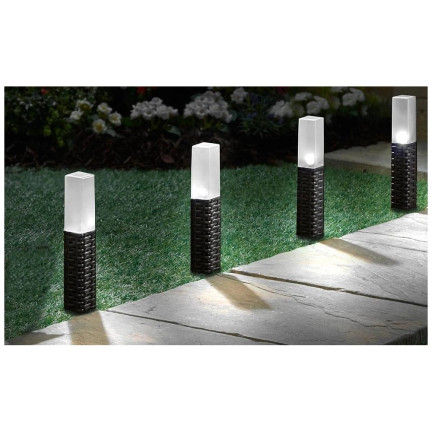 TG66774 SOLAR GARTEN LAMPE RATTAN LED LEUCHTEN 4PCS POL ANGETRIEBENES SOLARPANEL
