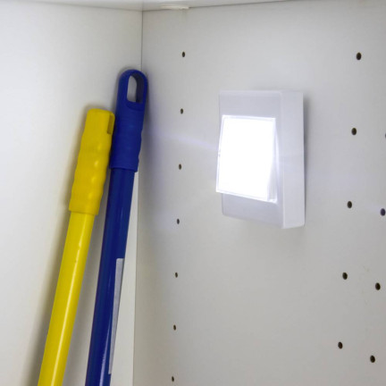 J2207 LED SCHALTLAMPE COB 3W MIT BATTERIE + MAGNET
