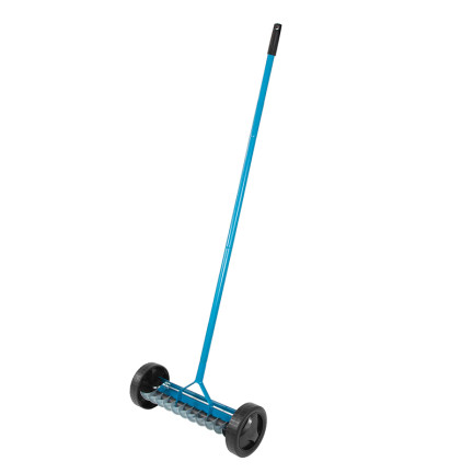 O16 AERATOR WHEEL ROLLING MANUAL VERTICULATOR für Rasenflächen mit Spikes