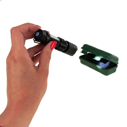 TG64636 TACTICAL LED ZOOM CREE DIODA Q5 Taschenlampe mit USB + Tasche