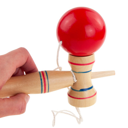 TG67313 KENDAMA HOLZ KLASSISCH JAPANISCH ARCADE BALL FANGEN SPIEL