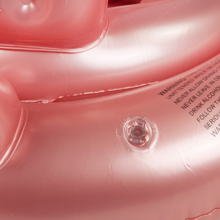 TG67349 AUFBLASBARES FLAMINGORAD MIT SITZ FÜR KINDER