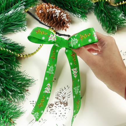 TG74288-1 SCHLEIFENBAND DEKORATION WEIHNACHTEN DEKORATION GESCHENK KRANZ 2,7M