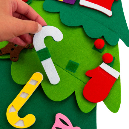 TG76362 Filz-Weihnachtsbaum mit selbstklebenden Verzierungen – kreativer Weihnachtsbaum