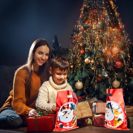 Geschenkbeutel, Geschenktüten, Plastiktüten, Nikolaus- und Weihnachtsartikel, 10er-Set. 