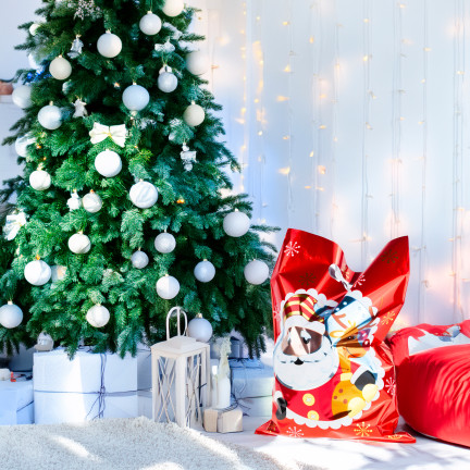 Geschenkbeutel, Geschenktüten, Plastiktüten, Nikolaus- und Weihnachtsartikel, 10er-Set. 
