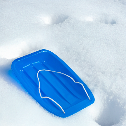 TG80962 Schlitten, blau, aus Kunststoff, mit Griff und Zugschnur, für den Winter