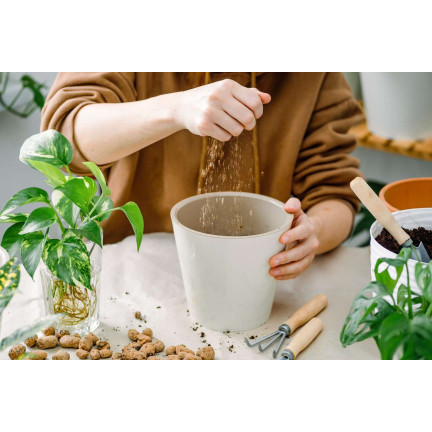 Vermiculit für den Garten, Bodenzusatz, Bodenlockerung, Biovita, 4 l, 1–5 mm